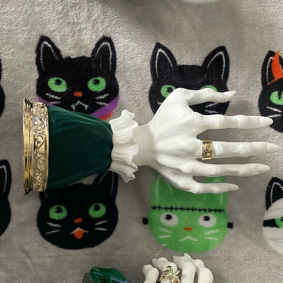 Set Bath & Body Works BBW Witch Hand Bundle 2022 - Picture 4 of 8